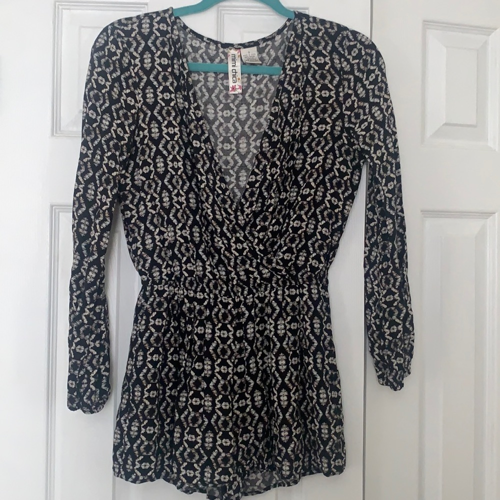 Black printed romper